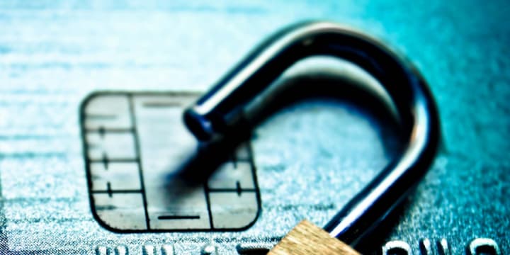 LockPath_RS_PCI DSS Compliance_18032310.pdf